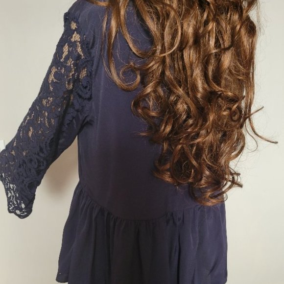 NANETTE LAPORE Navy Lace Inset Peplum Top  SZ Large - Picture 2 of 8